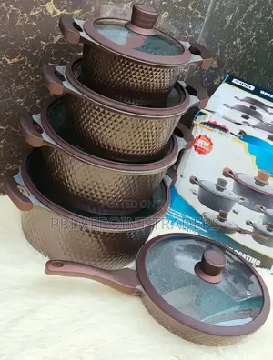 10 Pc Die Cast Cookware Set^ 