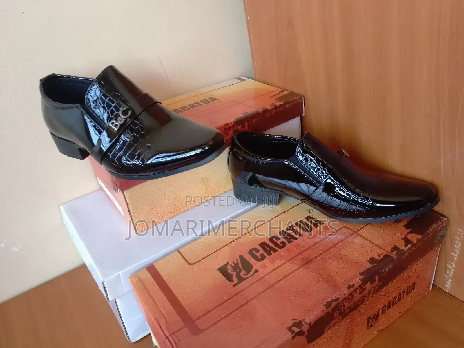 Officials Cacatua Shoes