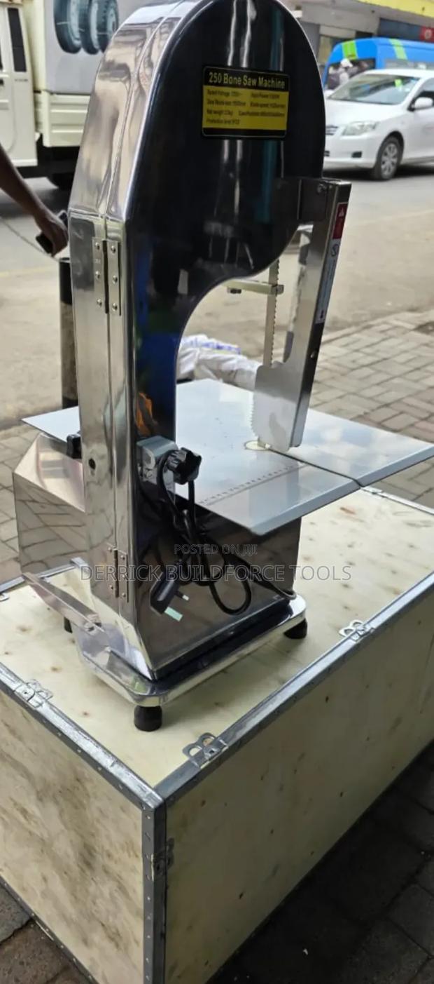 New Commercial Bonesaw Machine - main view
