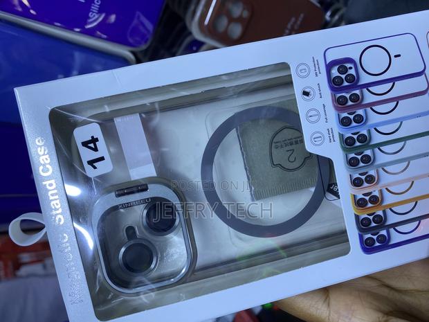 Elago iPhone 14 Magsafecase With Stand and Camera Lens - thumbnail 3