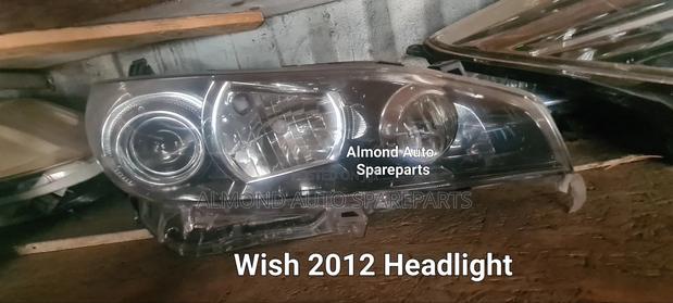 Toyota Wish 2012 Headlight