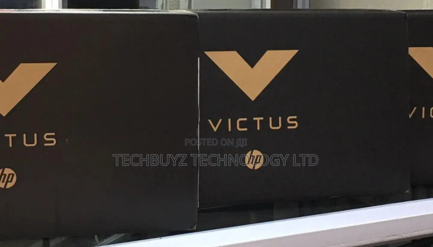 New Laptop HP Victus 15 16GB Intel Core i7 SSD 1T
