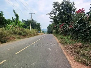 3 Acres on Tarmac,In Makuyu.