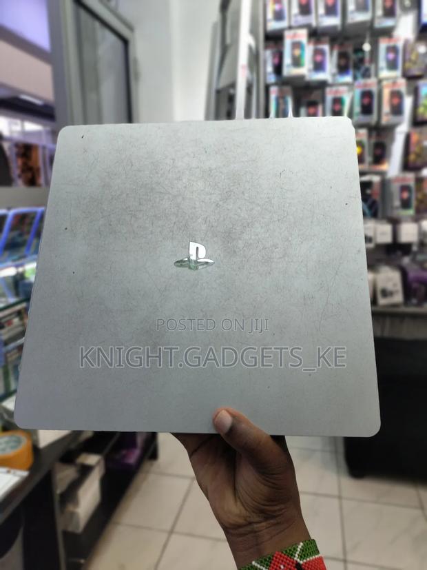 Ps4 Slim (Offline) !
