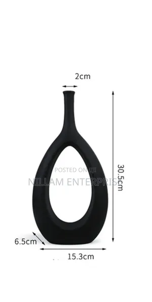 Nordic Hollow Out Abstract Doughnut Vase