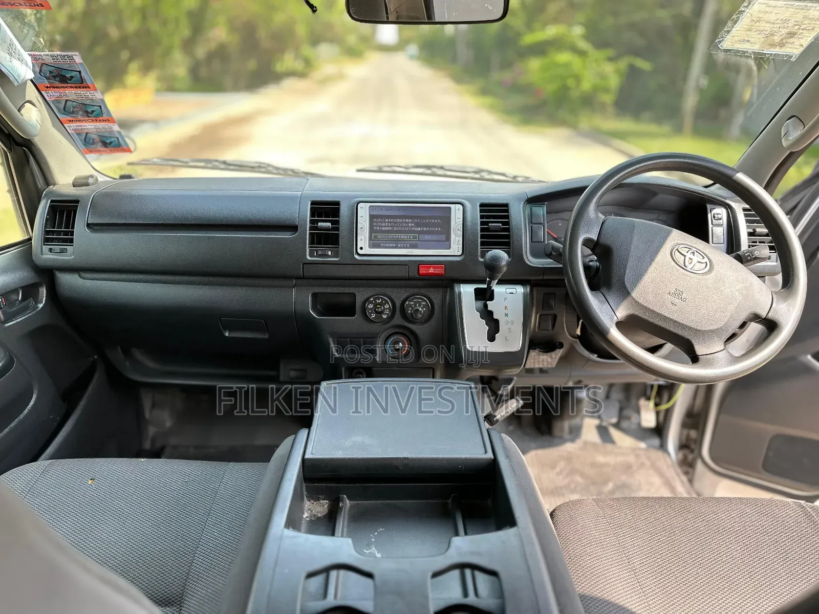 Toyota HiAce 2016 Silver