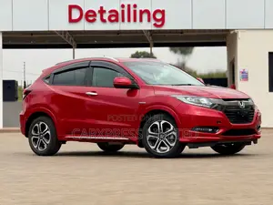Honda Vezel 2018 Red