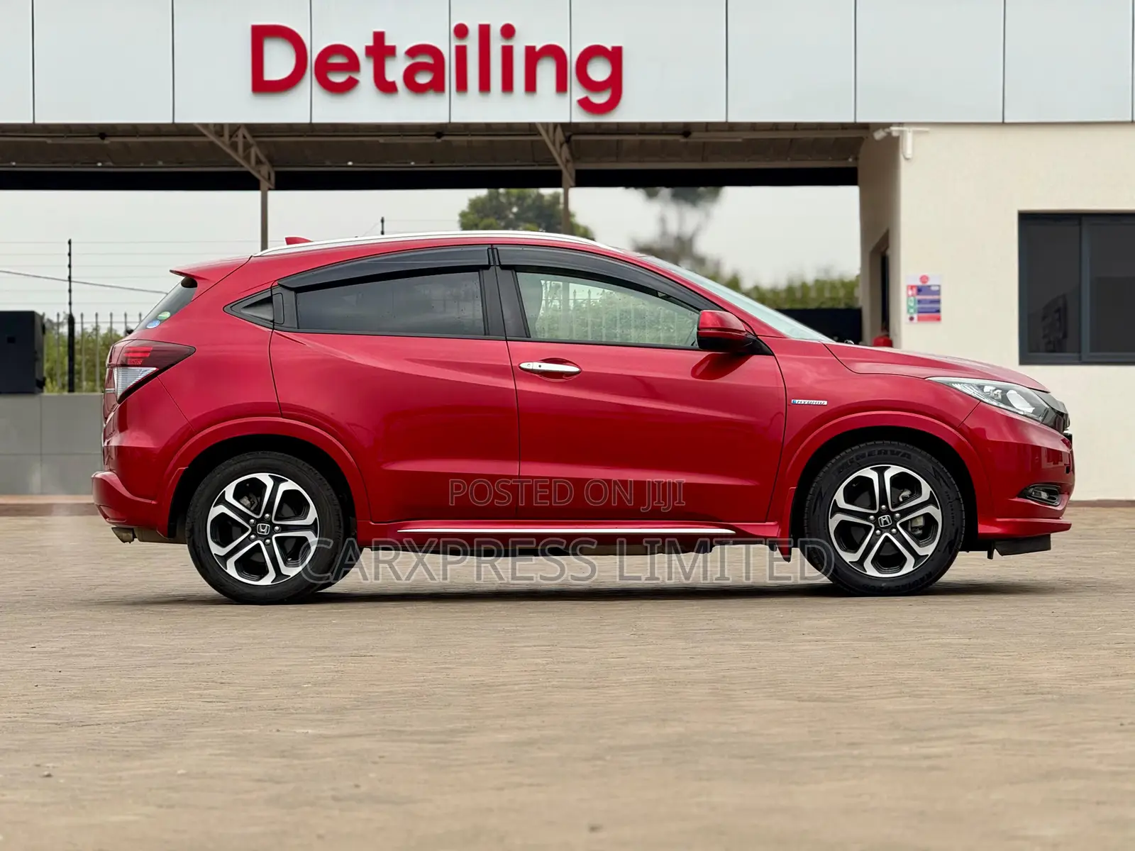 Honda Vezel 2018 Red