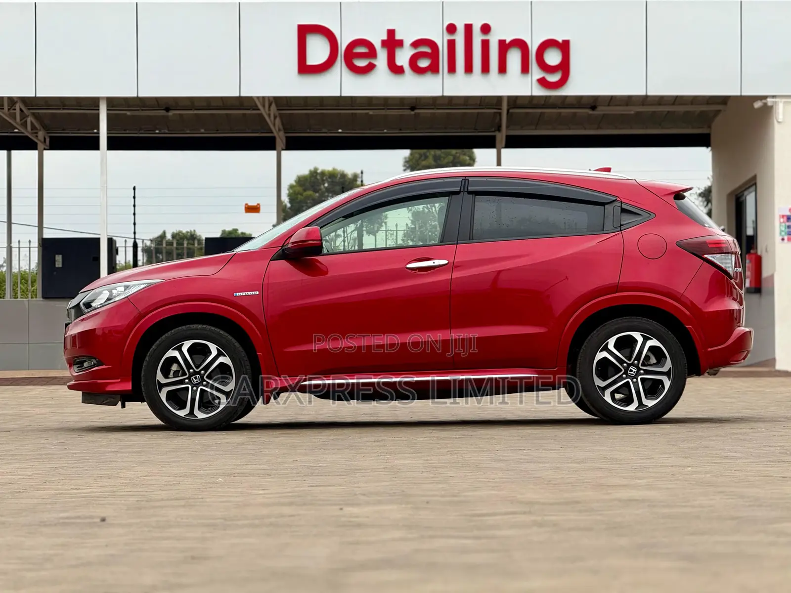 Honda Vezel 2018 Red
