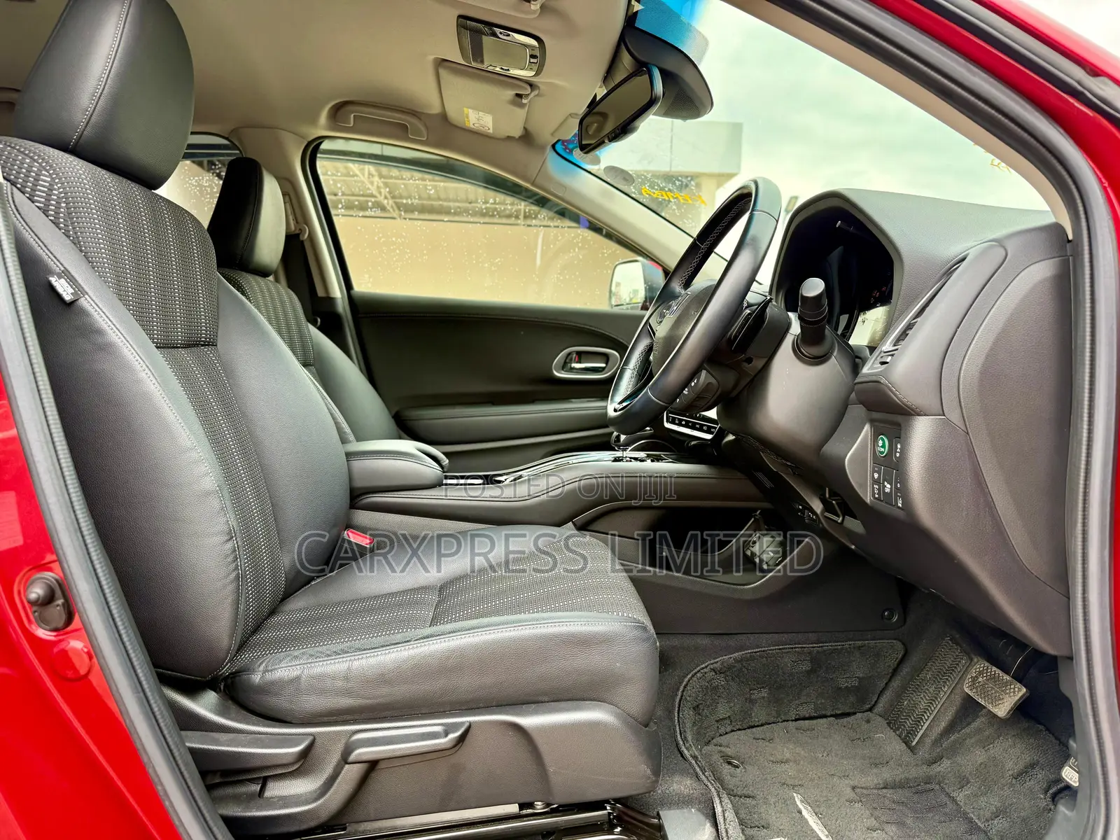 Honda Vezel 2018 Red