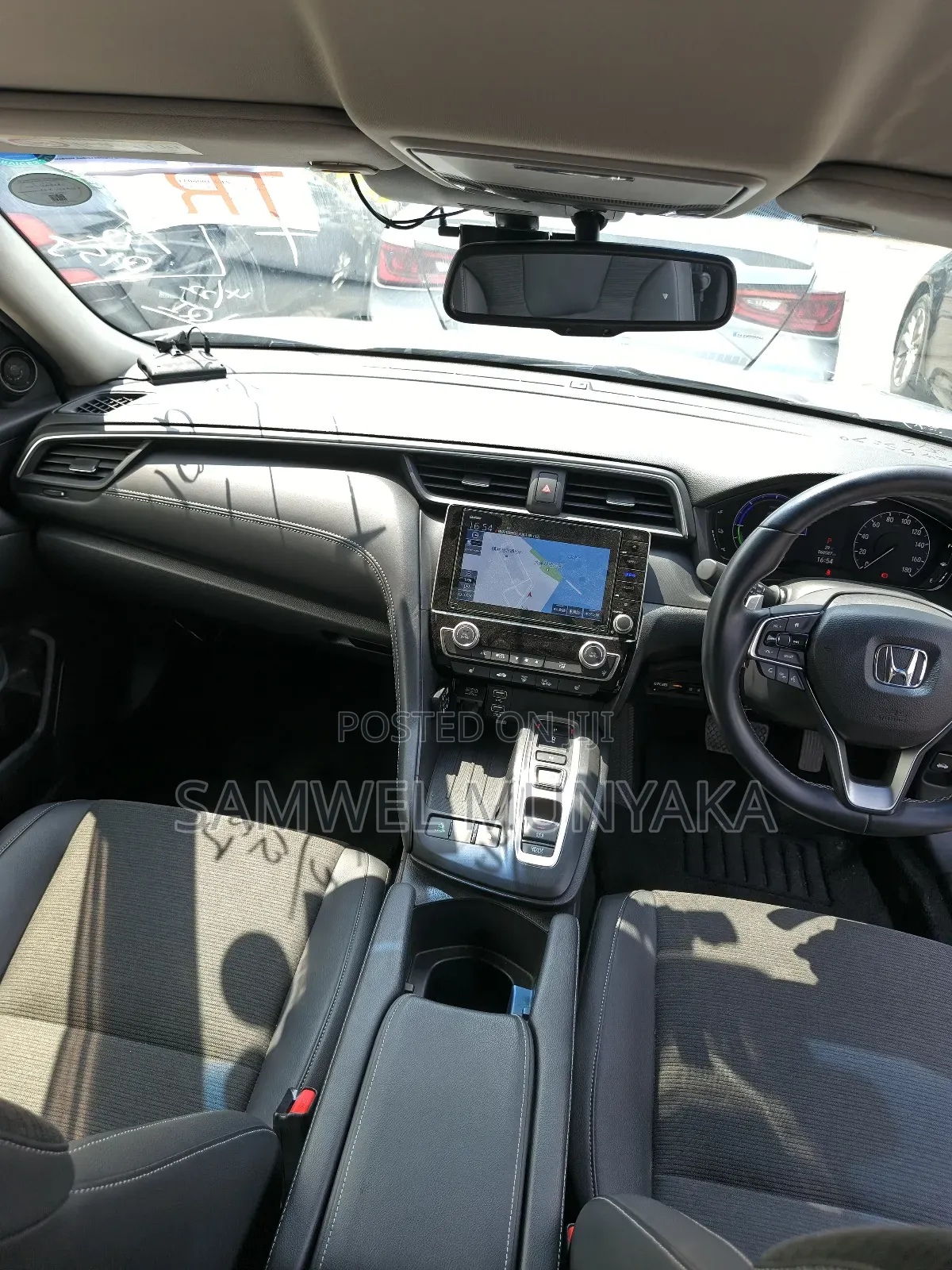 Honda Insight Touring 2020 Silver
