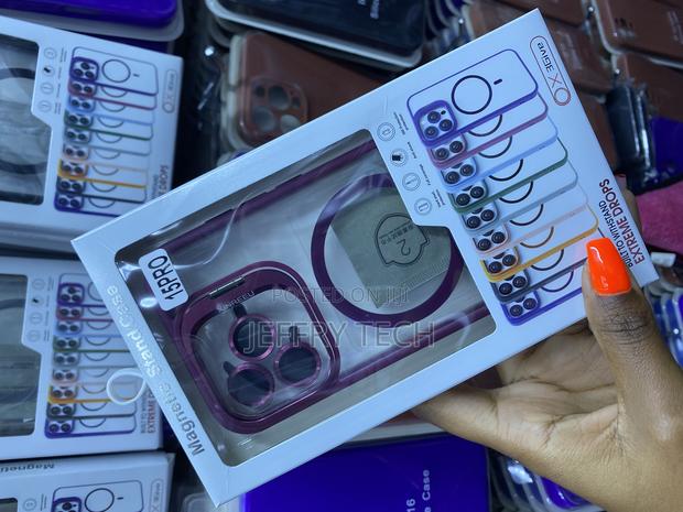 Waldeng iPhone 15 Pro Max Magsafe Case With Stand and Lens - thumbnail 2