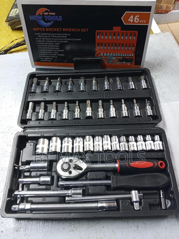 46 PCS Socket Wrench Set