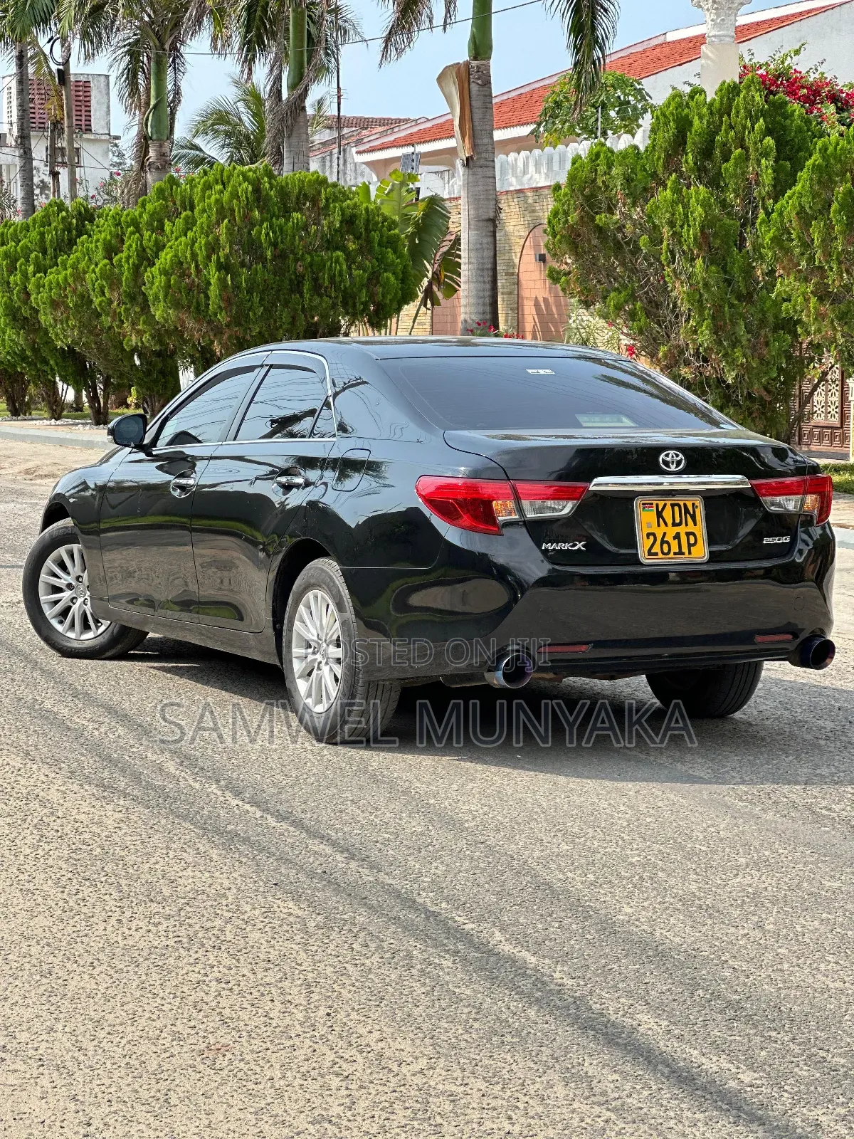 Toyota Mark X 2.5 AWD 2016 Black