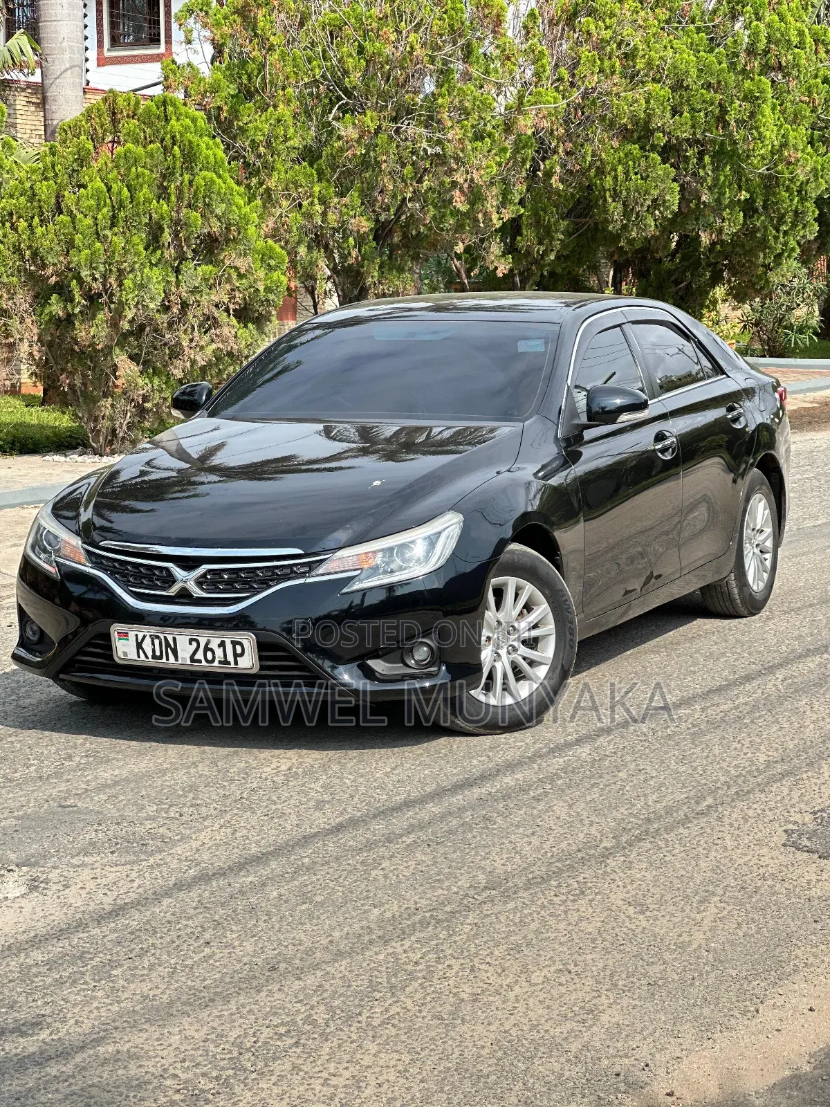 Toyota Mark X 2.5 AWD 2016 Black