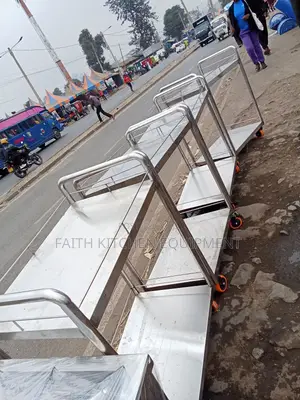 Food Trolley Warker