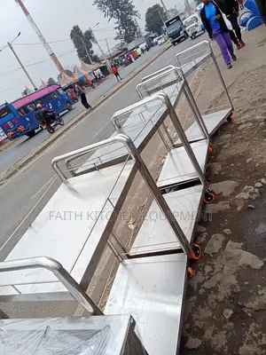 Food Trolley Warker