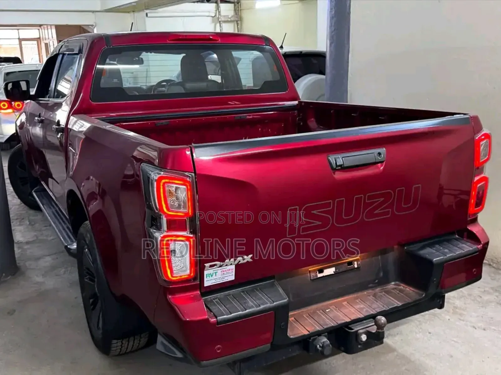 Isuzu D-MAX 2021 Red