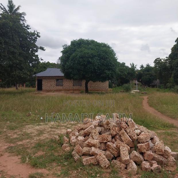 A 3 Bedroom House on 1⁄4 an Acre for Sale in Tiwi. - thumbnail 4