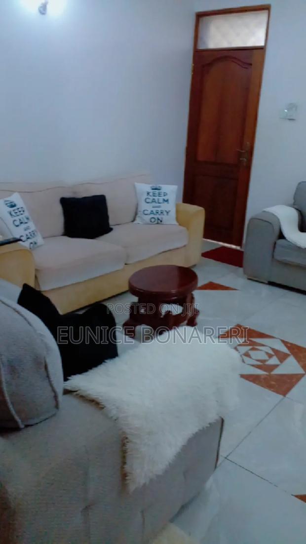 One Bedroom Air Bnb (Bnb) - main view