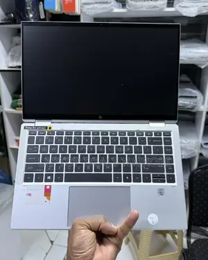 Laptop HP EliteBook x360 1040 G7 16GB Intel Core i7 SSD 512GB