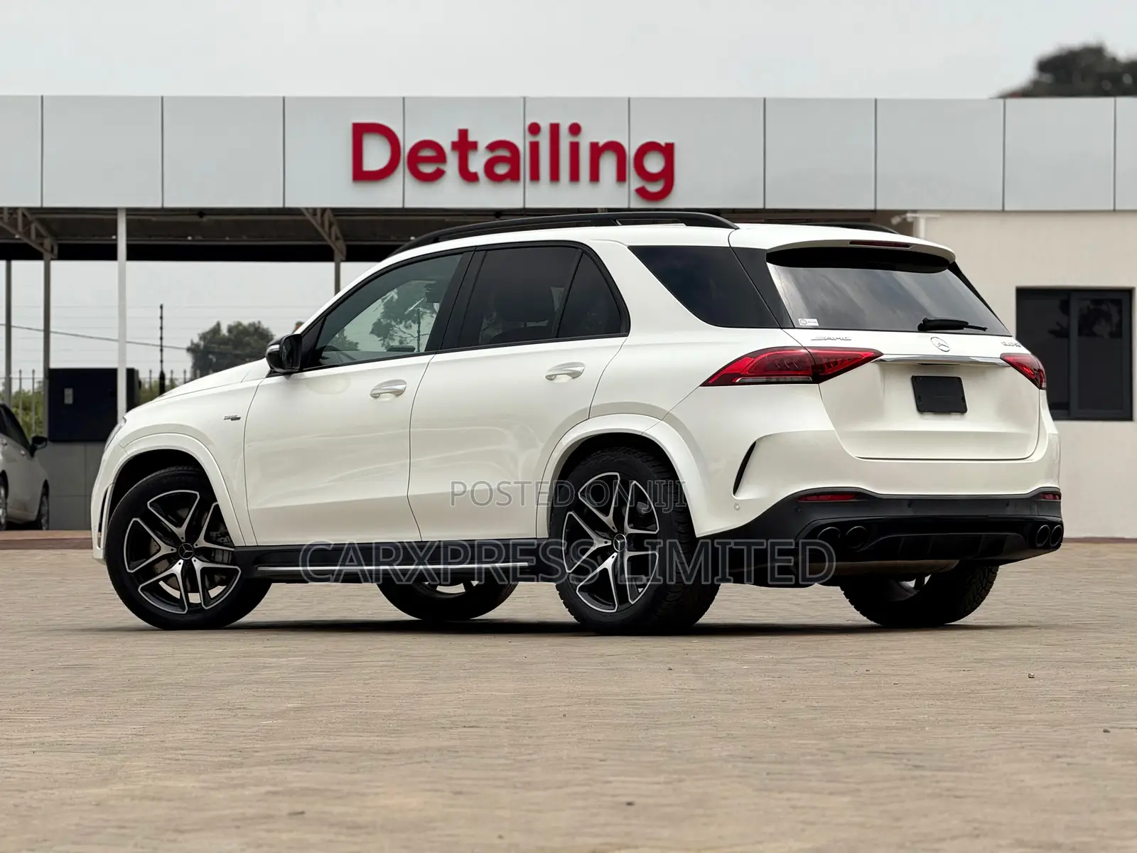 Mercedes-Benz GLE-Class 2019 White