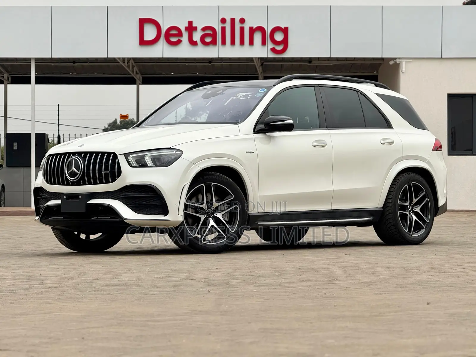 Mercedes-Benz GLE-Class 2019 White