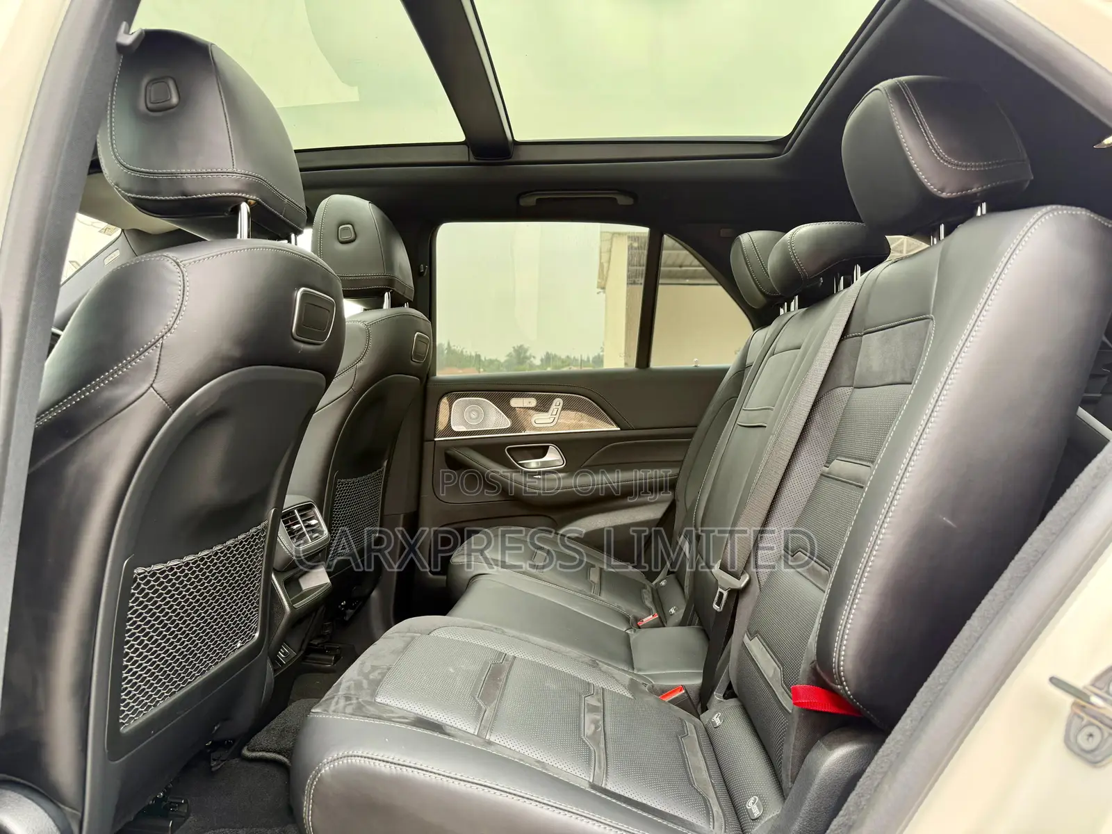 Mercedes-Benz GLE-Class 2019 White