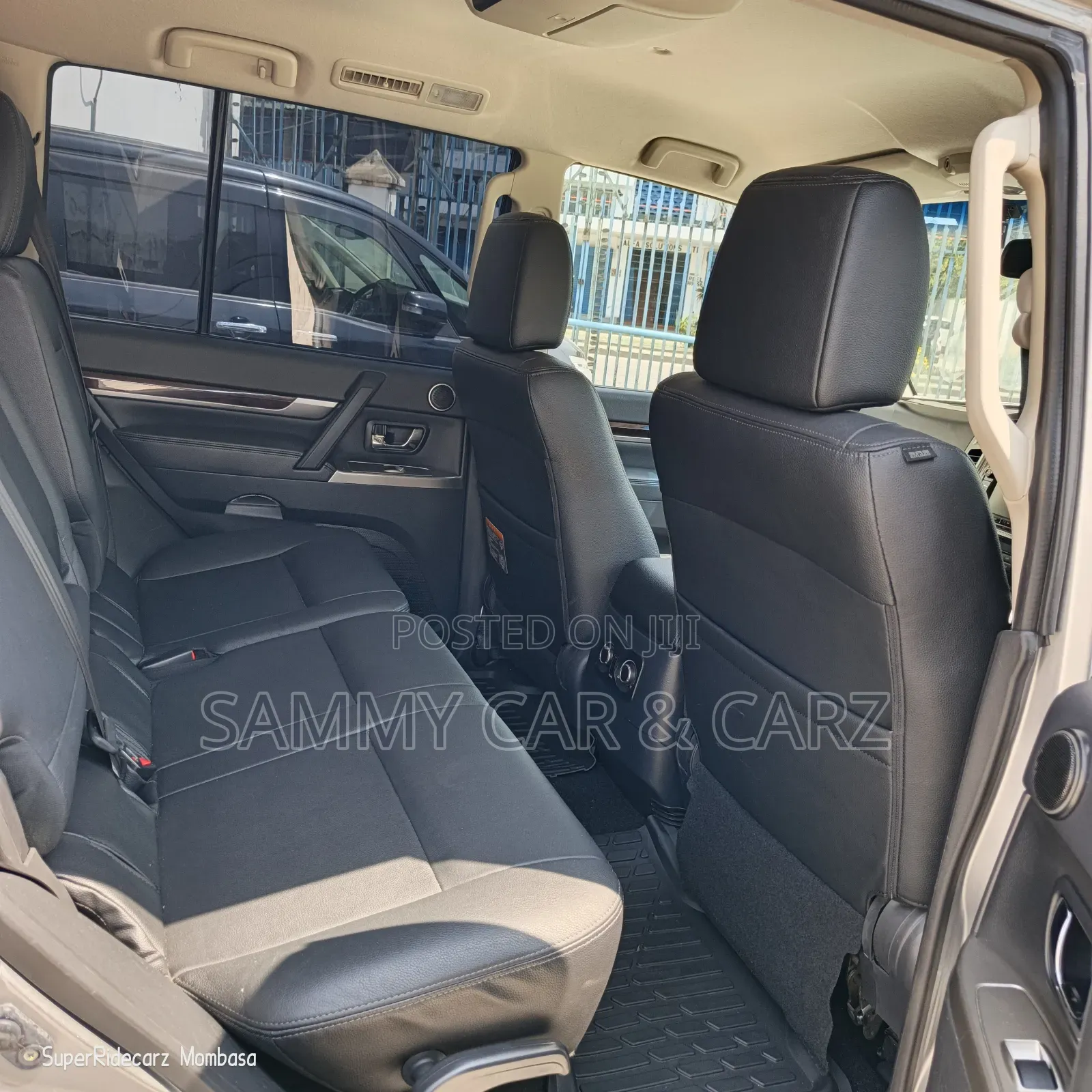 Mitsubishi Pajero Exceed 2018 Silver