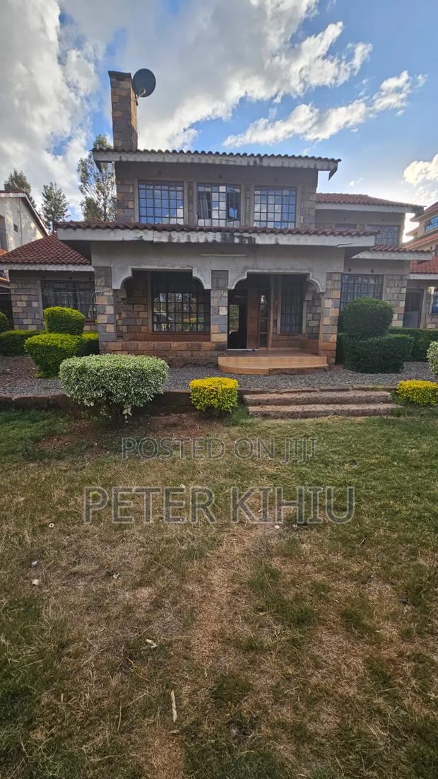 4bdrm Mansion in Thome Estate for sale