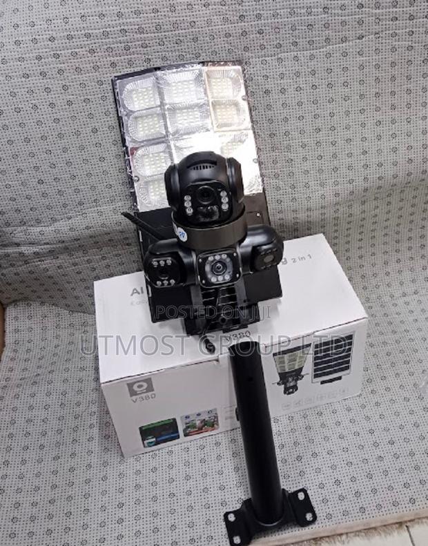 Triple Lense Solar 4g With Floodlight Camera4g Solar CCTV - main view