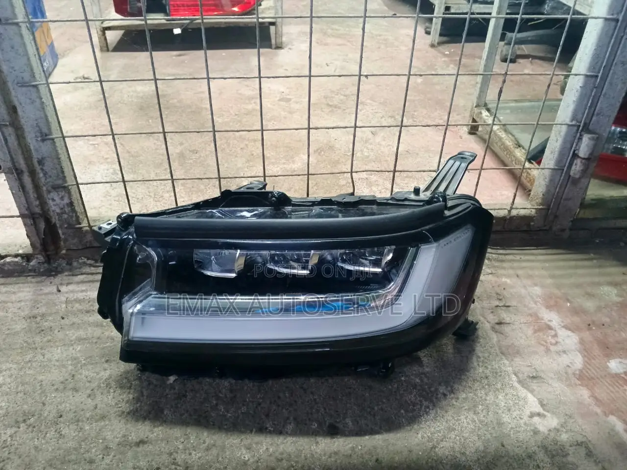 Lc300 , Gr Version Headlight