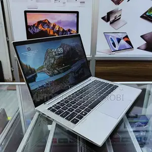 Laptop HP EliteBook 830 G7 16GB Intel Core i7 SSD 256GB