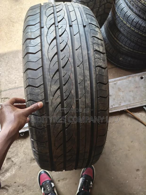 275/55r20 Centara Tires - thumbnail 2