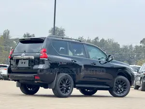 Toyota Land Cruiser Prado 2021 Black