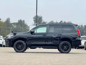 Toyota Land Cruiser Prado 2021 Black