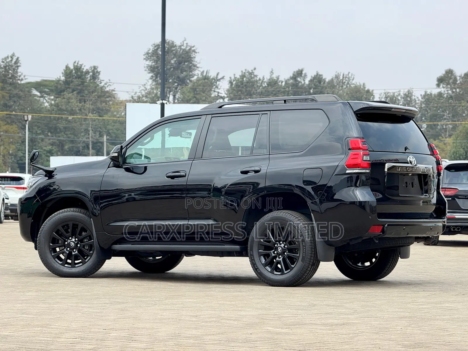 Toyota Land Cruiser Prado 2021 Black