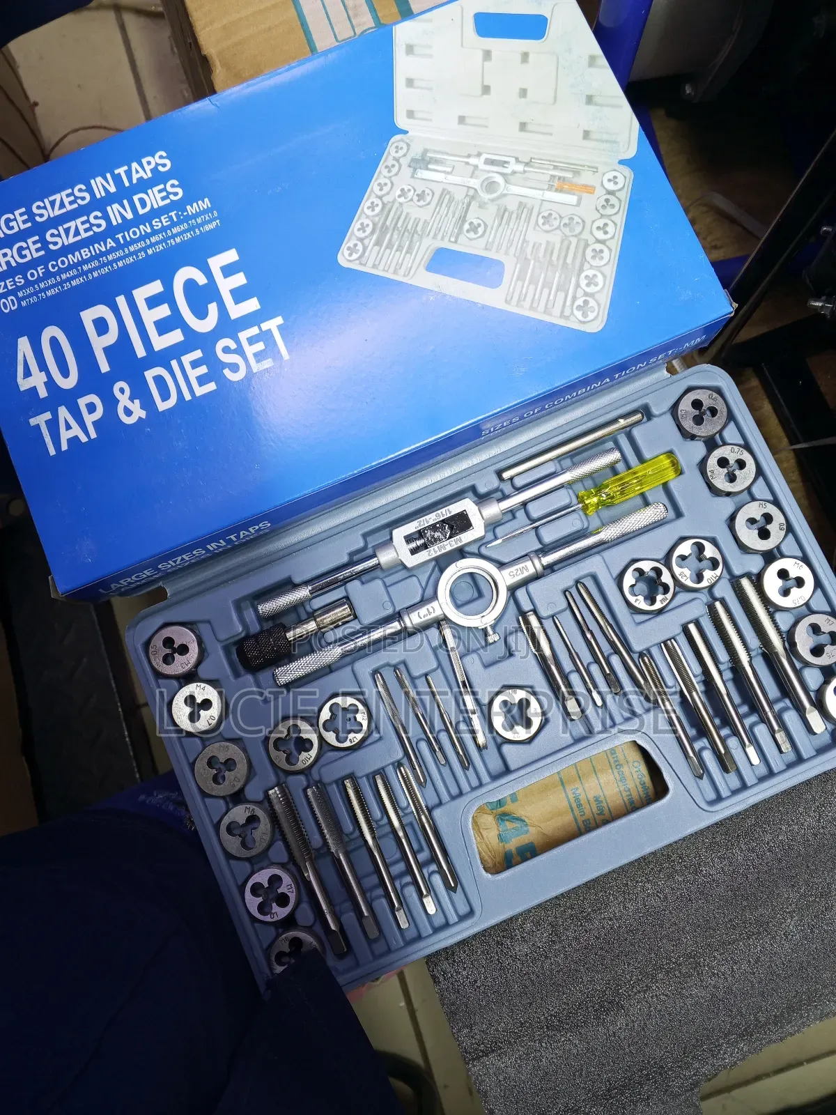 40pieces Tap and Die