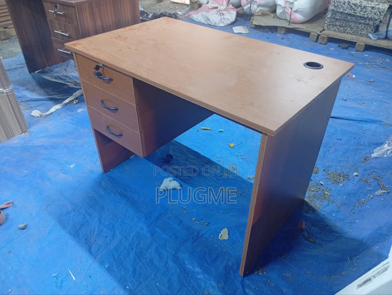 0.9 Metre Brown Office Desk