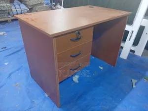 0.9 Metre Brown Office Desk