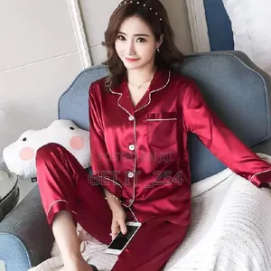 Silk Long Sleeve Pajamas.*
🔹 *2in1*
🔹