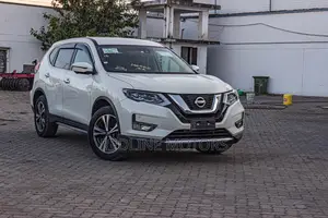 Nissan X-Trail 2.0 Petrol AWD 2018 White