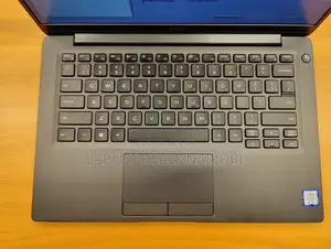 Laptop Dell Latitude 7400 8GB Intel Core i5 SSD 256GB
