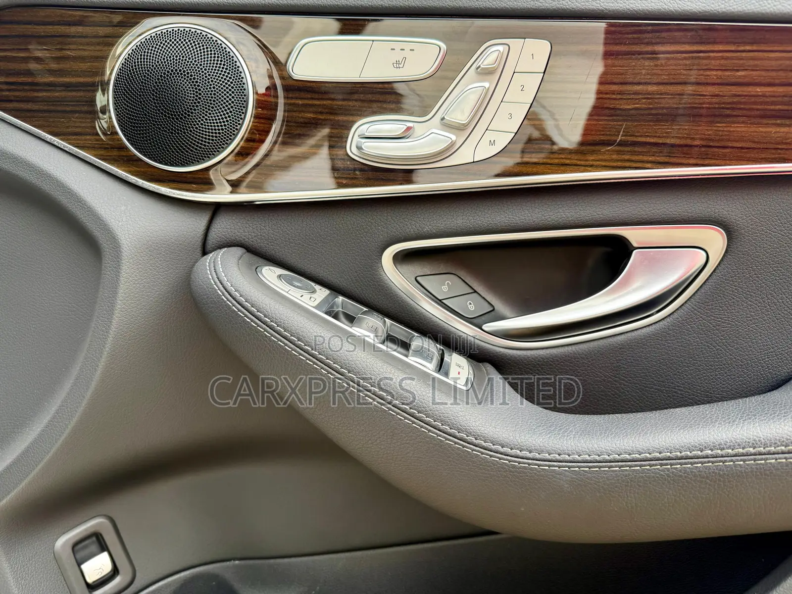 Mercedes-Benz C200 2018 White