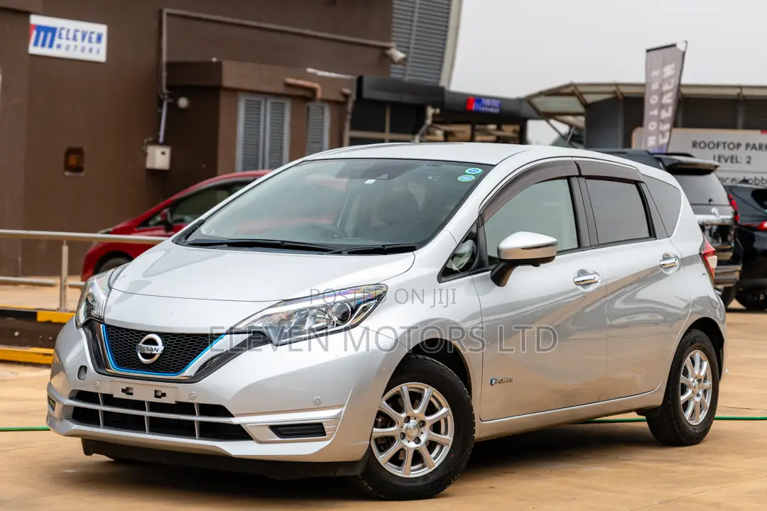 Nissan Note 2018 Silver