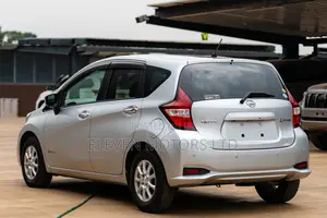 Nissan Note 2018 Silver