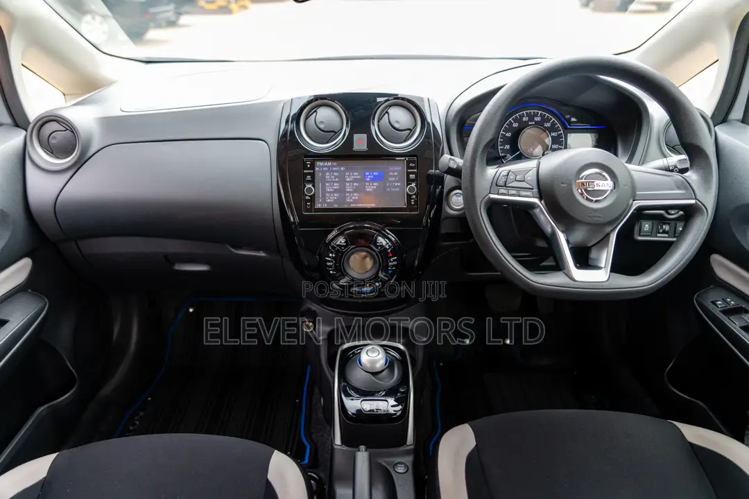 Nissan Note 2018 Silver