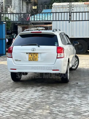 Toyota Corolla Fielder 1.5 Petrol FWD 2014 White
