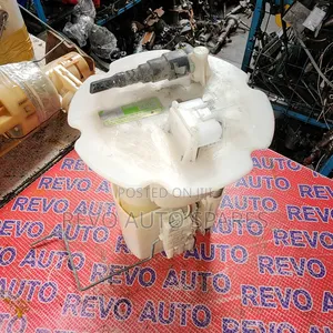 Fuelpump Nissan Serana
