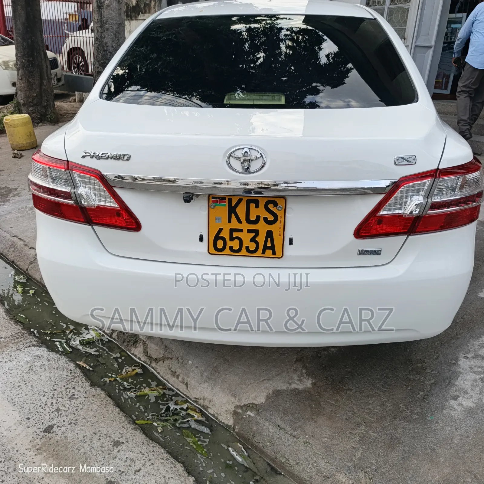 Toyota Premio 1.8 FWD 2013 White